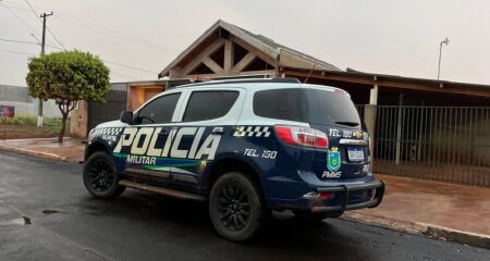 Rapaz tinha de 30 a 35 anos. Polícia investiga o caso