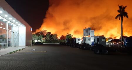 Equipes do Corpo de Bombeiros foram mobilizadas para a ocorrência