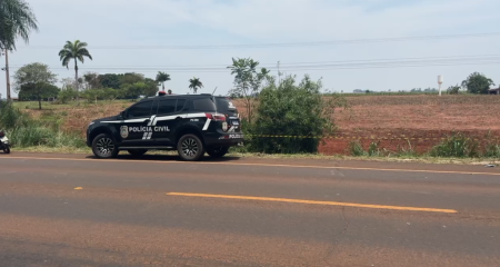 Familiares refizeram o caminho do rapaz e encontraram corpo e motocicleta às margens da rodovia