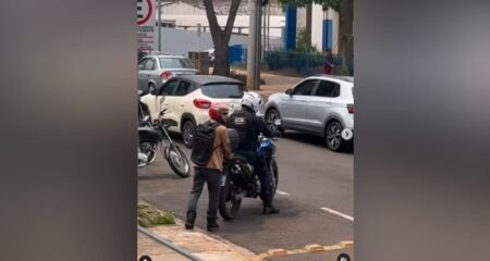 Moto do GCM apresentou falha ao deixar a ocorrência, no Centro de Campo Grande