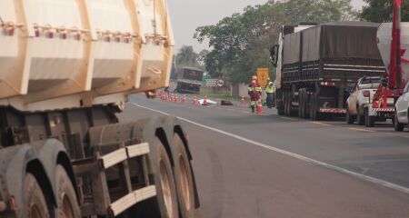 Motociclista morreu em tentativa de ultrapassagem