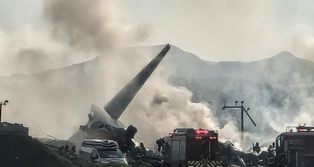 Segundo autoridades, possível colisão com pássaros pode ter provocado incêndio