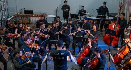 Alunos da Orquestra do Sesc Lageado 