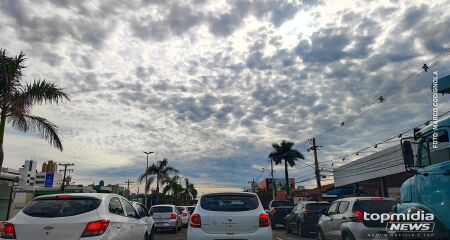 Tempo amanheceu nublado em Campo Grande