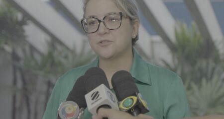 Secretária diz que processo de entrega foi modernizado 