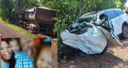 Carro em que família estava tentou ultrapassagem mas bateu de frente com carreta