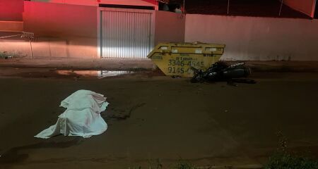 Acidente foi na Rua Tenente Gabino Soilet Soares