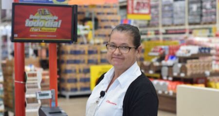 Entre os benefícios estão seguro de vida e vale-transporte