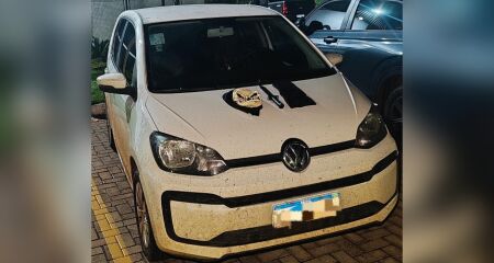 Carro foi recuperado