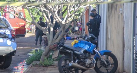 O outro envolvido foi socorrido com vida, mas estado de saúde e a identificação não foram reveladas