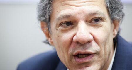 Ministro da Fazenda discursou, nesta segunda-feira (19/5), no lançamento de Edinho Silva à presidência do Partido dos Trabalhadores (PT)