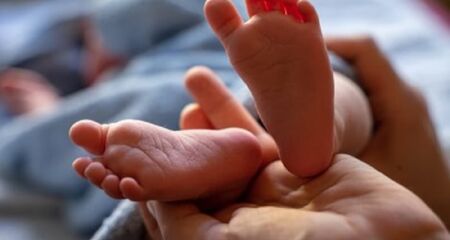Segundo o Conselho Tutelar de Sarandi (PR), o bebê foi entregue a familiares e está sob cuidados. Mãe da criança não foi localizada