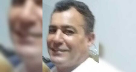 Mulher afirma que facada foi sem querer, mas laudos dizem o contrário