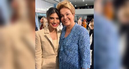 Camila Jara e Dilma Rousseff