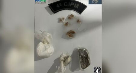 Um adolescente, de 16 anos, foi apreendido ao ser encontrado com maconha