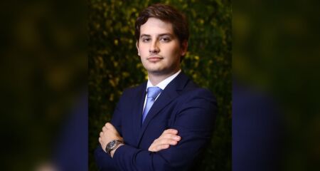 Após quatro anos de preparação intensa, especialista afirma que a aprovação foi resultado de muita disciplina e renúncias