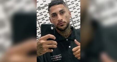 Outra pessoa que estava na companhia de Wender foi baleado no braço
