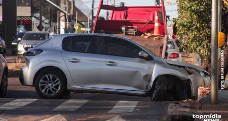 O acidente aconteceu durante a manhã de hoje