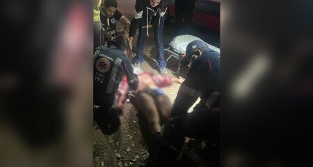 Ele foi socorrido com urgência e encaminhado para a Santa Casa