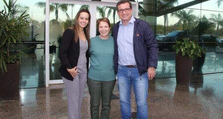 Senadora Tereza, assessora esposa e prefeito
