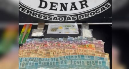Além da droga, foram apreendidos ecstasy e mais de R$ 13 mil em espécie