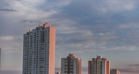 Alta pressão atmosférica mantém tempo estável em todo o estado, com sol e baixa umidade relativa do ar
