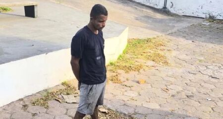Ao ser preso, o homem se apresentou aos policiais com um documento falso