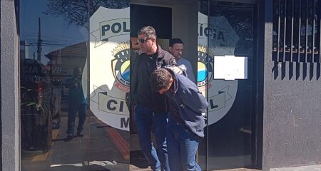 Suspeito foi preso em flagrante