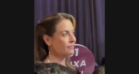 Senadora foi atacada por atuação crítica contra Jair Bolsonaro
