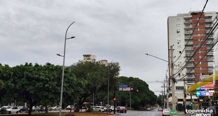 O tempo deve permanecer nublado em algumas regiões do estado
