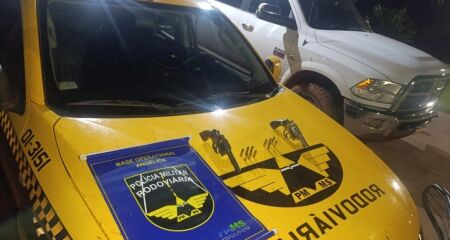 Com os sequestrados, as equipes encontraram duas armas 