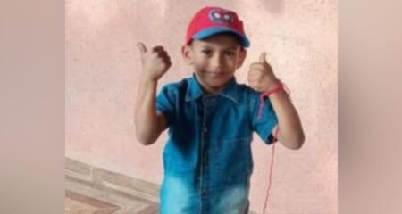 Adrian Souza Martins, de 8 anos, foi picado por um escorpião escondido no calçado durante um casamento