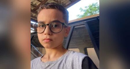 Menino morreu em um acidente com bicicleta; família autorizou doação de órgãos