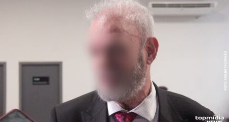 Deputado não quis aparecer de jeito nenhum 