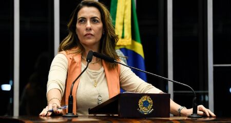 "O que realmente importa é o desenvolvimento do Estado", diz senadora após polêmica entrevista