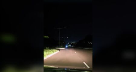 Morador ironizou ''pisca-pisca'' em avenida 