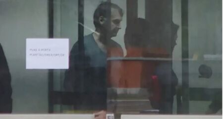 Os ministros da Primeira Turma do STF analisaram e chancelaram a decisão de Alexandre de Moraes que levou Bolsonaro à prisão