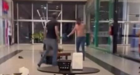 A falta de segurança para conter a briga chamou a atenção dos frequentadores