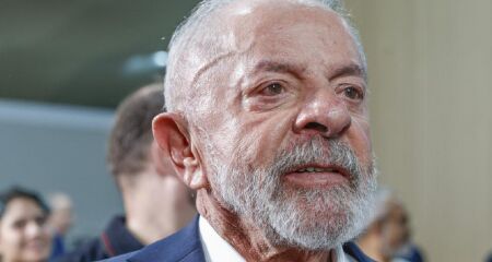 Pelo menos seis pessoas morreram durante a passagem do tornado no estado