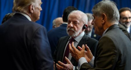 Trump recua mais uma vez sobre tarifaço 