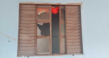 Moradores do bairro Inápoles sofrem com roubos frenquentes