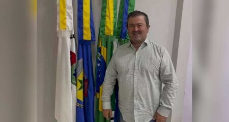 Vereador tem mandato cassado por distribuir combustível