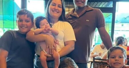 Mesmo após vasectomia confirmada e retirada do DIU, Evelyn descobriu uma gravidez inesperada