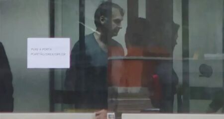 Ex-presidente começa a cumprir, nesta terça, pena de 27 anos e 3 meses de prisão por liderar trama golpista