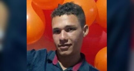 Segundo irmã, o jovem possui problemas neurológicos e costuma vagar pelo bairro