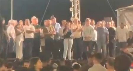 Adriane não teve defesa de aliados 