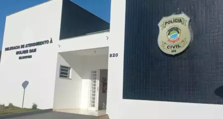 Vítima foi levada até a casa do suspeito sob pretexto de cuidar de crianças no local