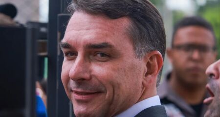 Flávio vê com bons olhos retirada da Magnitsky