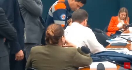 Pollon saiu de cadeira de rodas 