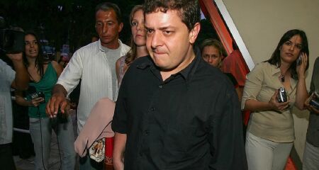 Filho do presidente foi acusado, em depoimento à PF, de receber mesada de R$ 25 milhões no esquema que desviou dinheiro de aposentados